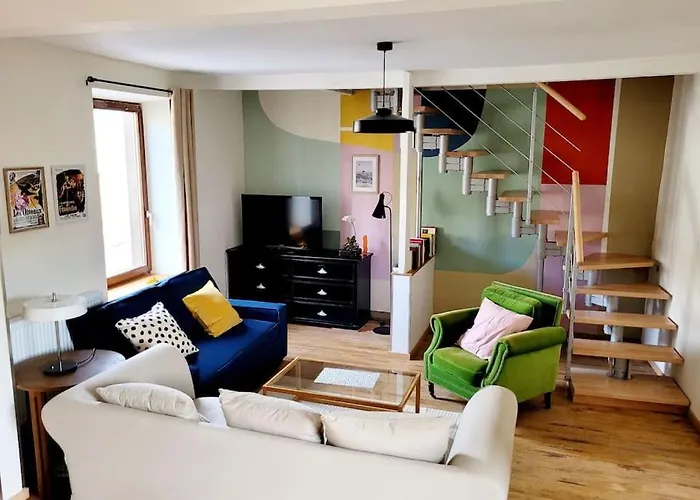 Maison De Village Renovee
